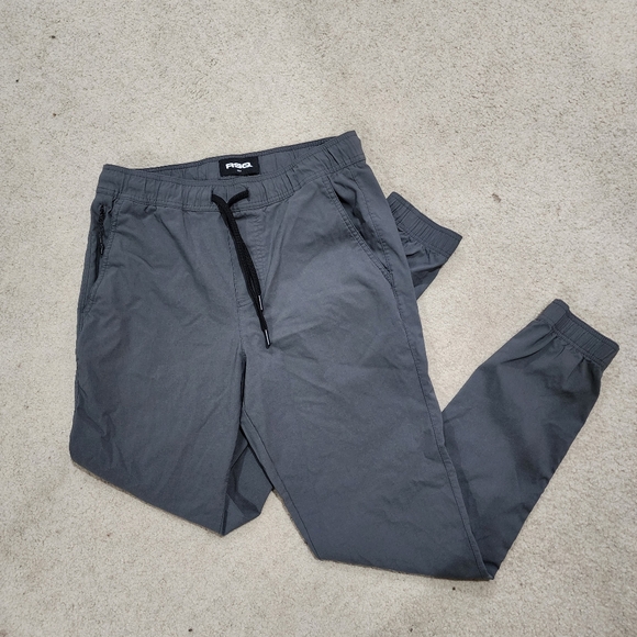 Tilly's Gray RSQ active jogger pants Size S - Picture 2 of 10